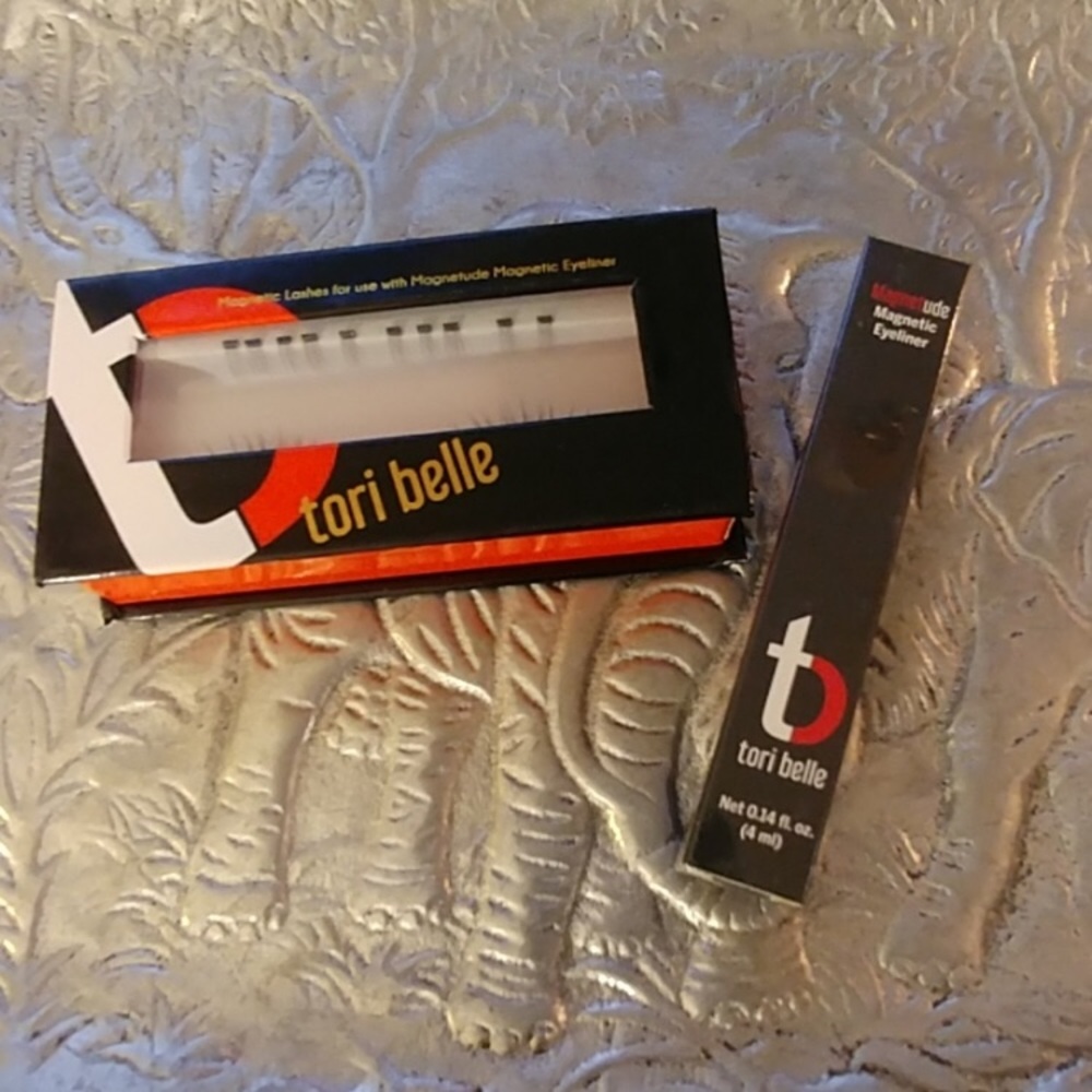 Tori Belle Magnetic False Eyelashes & Eyeliner